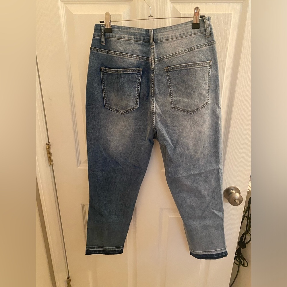 Asymmetrical Jeans - Picture 2 of 2